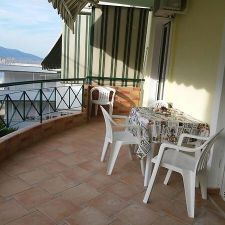 Daphnus Apartment In Agios Konstantinos Agios Konstantinos  ภายนอก รูปภาพ